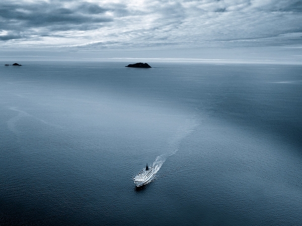 Photograph Dana Neibert Cruise Ship on One Eyeland