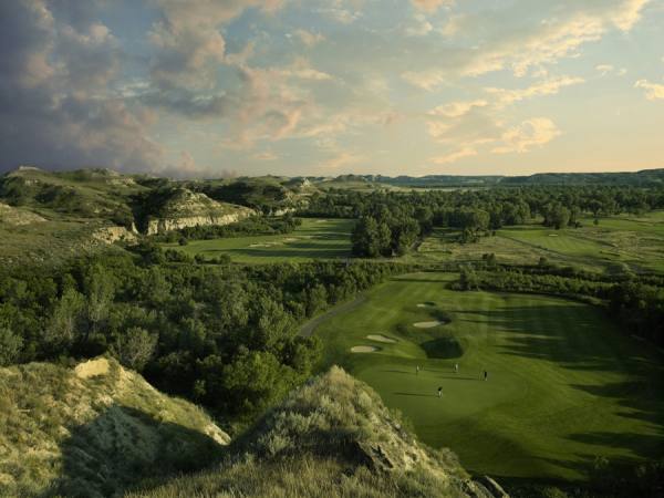 Photograph Chip Henderson Dakota Golf on One Eyeland