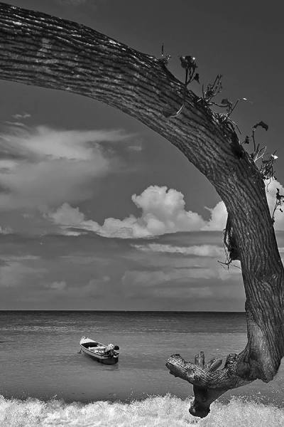 Photograph Rudy Harianto Dragon Boat on One Eyeland