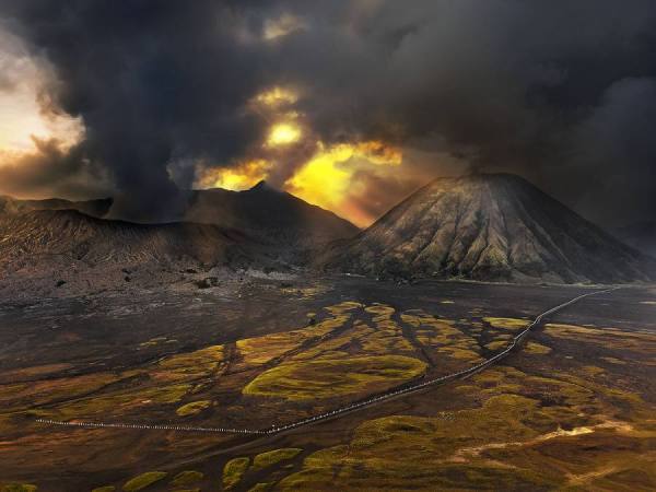Photograph Suchet Suwanmongkol East Java 13 on One Eyeland