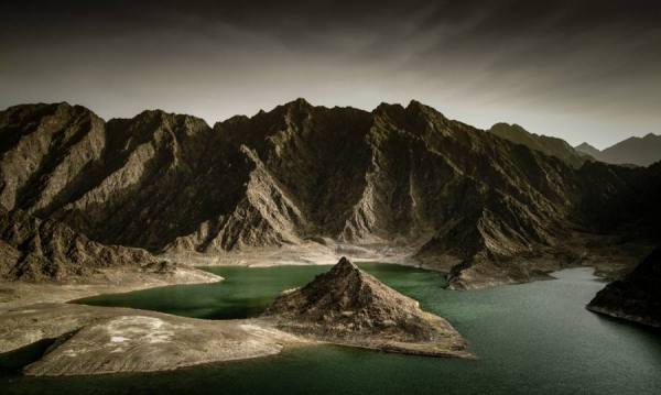 Photograph David Taylorbramley Hatta Mountains With Lake Uae on One Eyeland