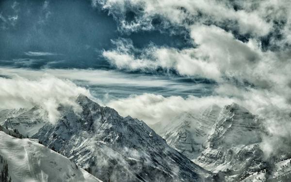 Photograph David Clifford Maroon Bells And Pyramid Peak on One Eyeland