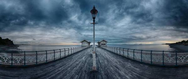 Photograph Nigel Harniman Penarth Pier on One Eyeland