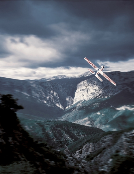 Photograph Simon Stock Plane on One Eyeland
