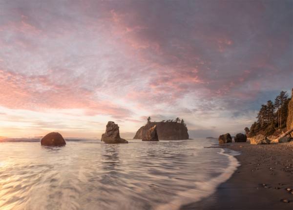 Photograph Nick Hall Ruby Beach on One Eyeland