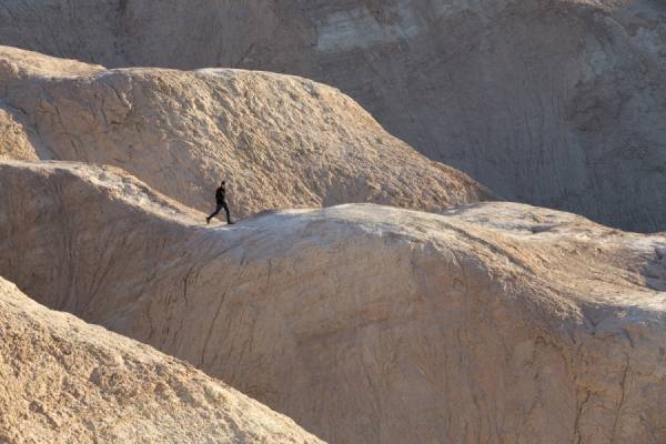 Photograph Eric Prine Running On The Rocks on One Eyeland