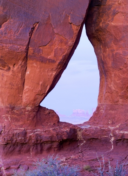 Photograph Tim Mulholland Teardrop Arch on One Eyeland