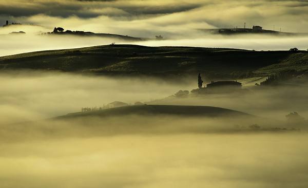 Photograph Suchet Suwanmongkol Tuscany Italy on One Eyeland