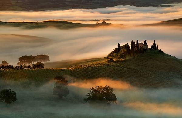 Photograph Suchet Suwanmongkol Tuscany Italy on One Eyeland