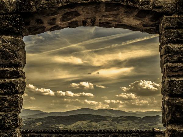 Photograph Enzo Crispino Una Finestra Sul Cielo on One Eyeland
