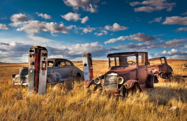 Photograph Richard Steinberger Waiting For Gas on One Eyeland