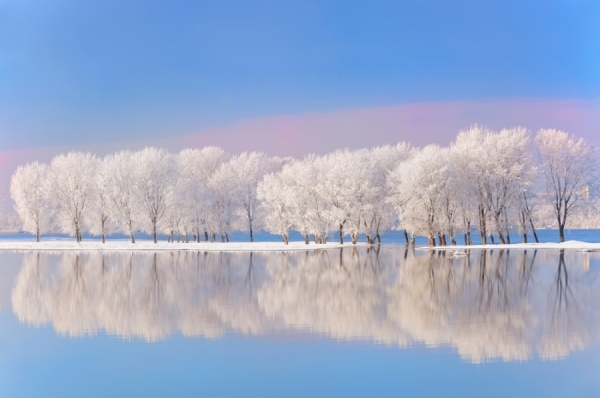 Photograph Laurentiu Iordache Winter Reflexions on One Eyeland