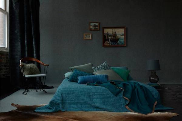 Photograph Tyllie Barbosa Blue Room on One Eyeland