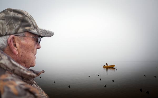 Photograph Robb Scharetg Coles Point Hunter on One Eyeland