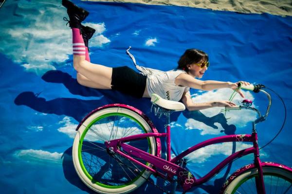 Photograph Brian Kuhlmann Electra Bicycle Company on One Eyeland