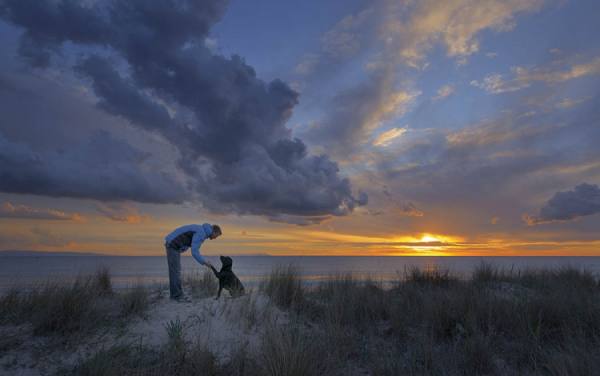 Photograph Ben Welsh Friends on One Eyeland