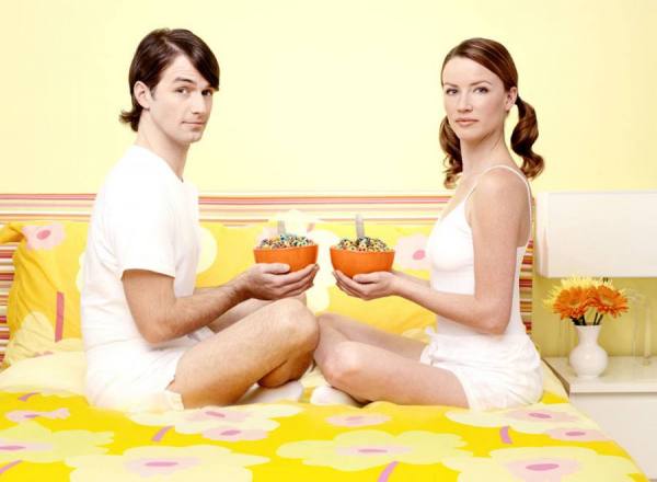 Photograph Natasha Nicholson Natnic_yellowroom2 on One Eyeland