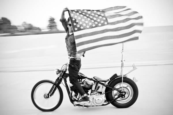 Photograph Kevin Roche Old Glory on One Eyeland