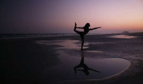 Photograph Chip Henderson Sunrise Yoga on One Eyeland