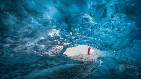Photograph Peter Svoboda Just Enter on One Eyeland