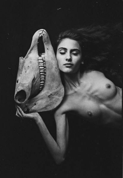 Photograph Damian Hovhannisyan Love on One Eyeland