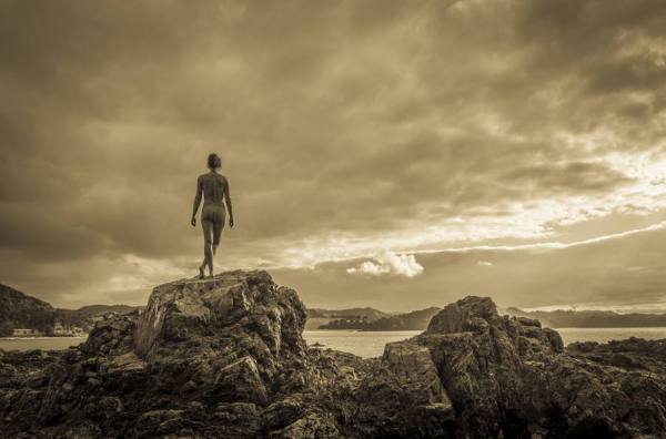 Photograph Andrew Lever Eve 8 on One Eyeland