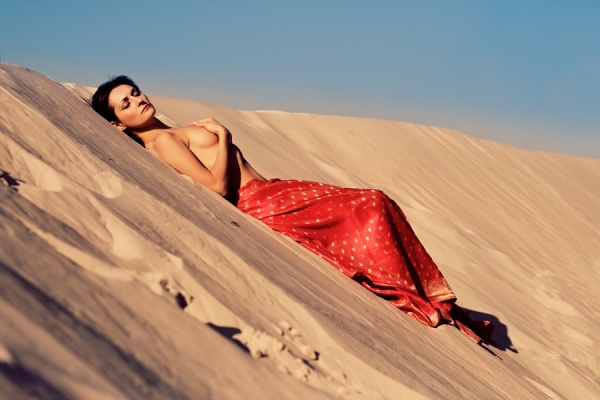 Photograph Mecuro B Cotto Desert on One Eyeland