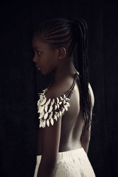 Photograph Reiny Bourgonje Nigerian Queen on One Eyeland