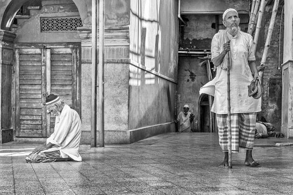 Photograph Arnab Ghosh Prayer on One Eyeland
