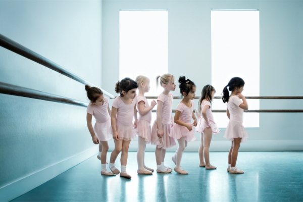 Photograph Jim Hughes Ballerinas on One Eyeland