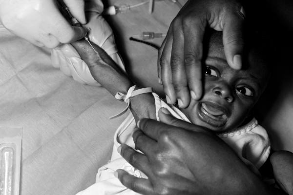 Photograph Wayne Chinnock Iv Fear on One Eyeland