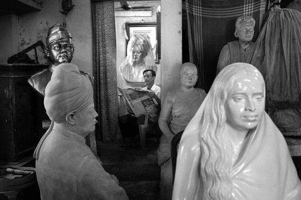 Photograph Suchet Suwanmongkol Kolkata on One Eyeland