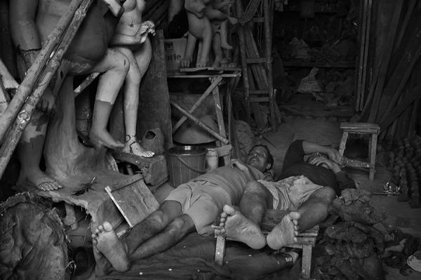 Photograph Suchet Suwanmongkol Kolkata on One Eyeland