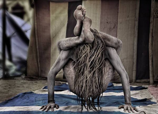 Photograph Suchet Suwanmongkol Kumbh Mela on One Eyeland