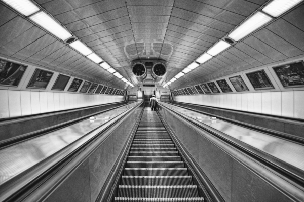 Photograph Eugenia Kyriakopoulou Metropolis on One Eyeland