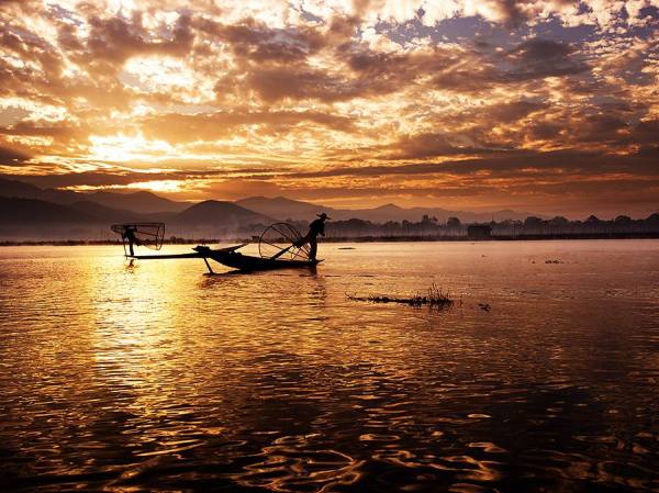 Photograph Suchet Suwanmongkol Morning Inlay on One Eyeland