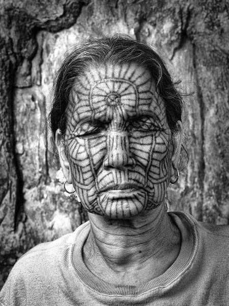 Photograph Suchet Suwanmongkol Shin Woman7 on One Eyeland
