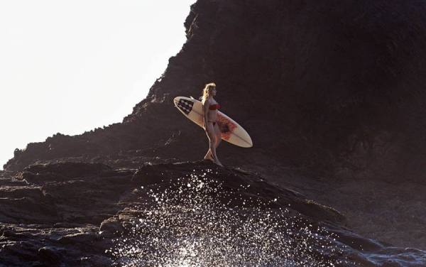 Photograph Ben Welsh Surfer on One Eyeland
