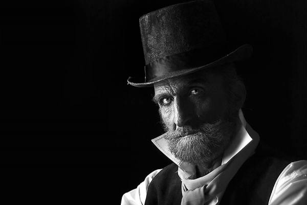 Photograph Etay Appelberg The Gentleman on One Eyeland