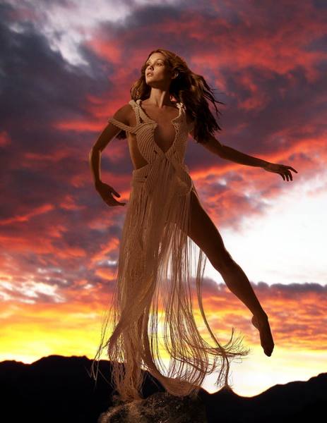 Photograph Jonathan Knowles Twill Girl on One Eyeland