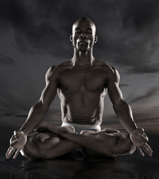 Photograph Julie Wajs Yoga2 on One Eyeland