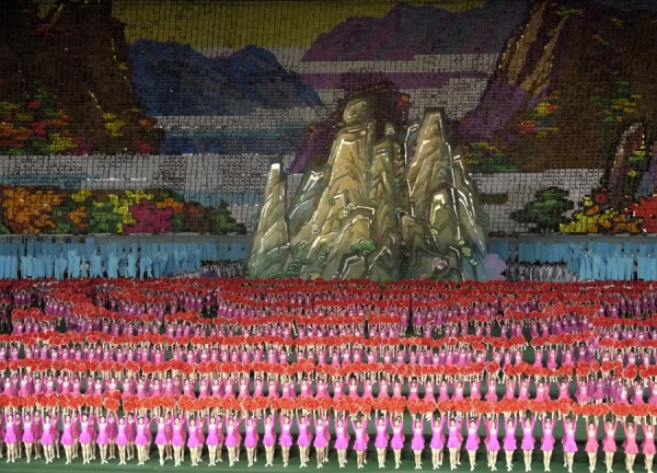 Photograph Jeremy Hunter Arirang Pyongyang North Korea on One Eyeland