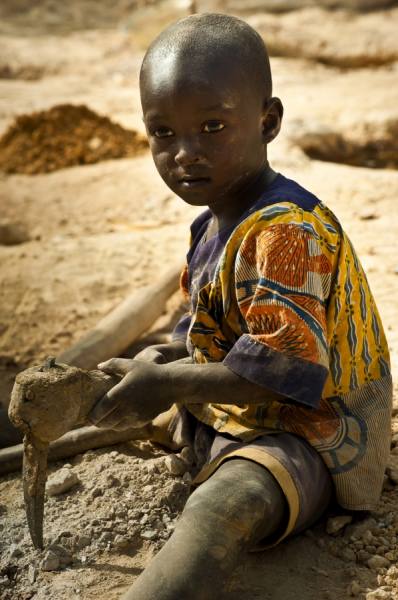 Photograph Valerie Leonard Young Digger on One Eyeland