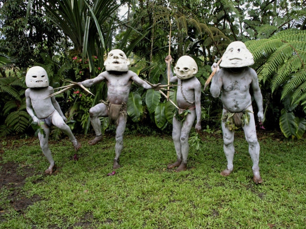 Photograph Jeremy Hunter Mudmen on One Eyeland
