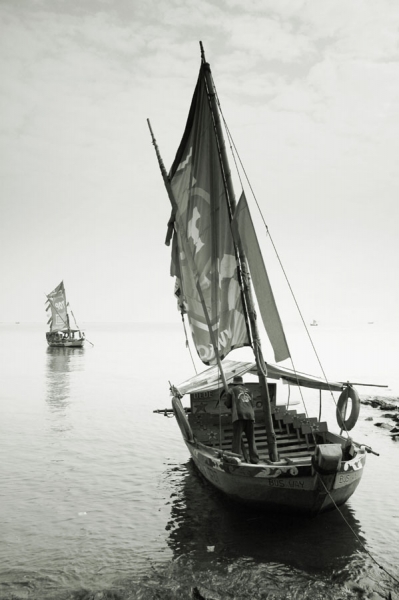 Photograph Jap Hendry Ready To Sail on One Eyeland