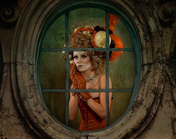 Photograph Peter Kemp Caged on One Eyeland