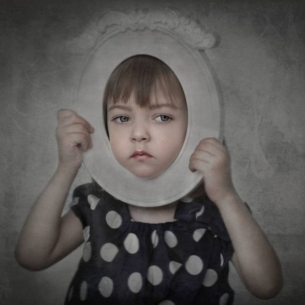 Photograph Marta Sliwak True Face on One Eyeland