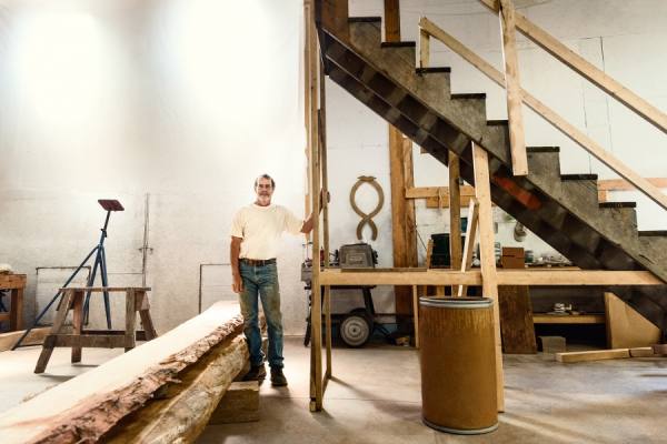 Photograph Laura Barisonzi Craftsman on One Eyeland