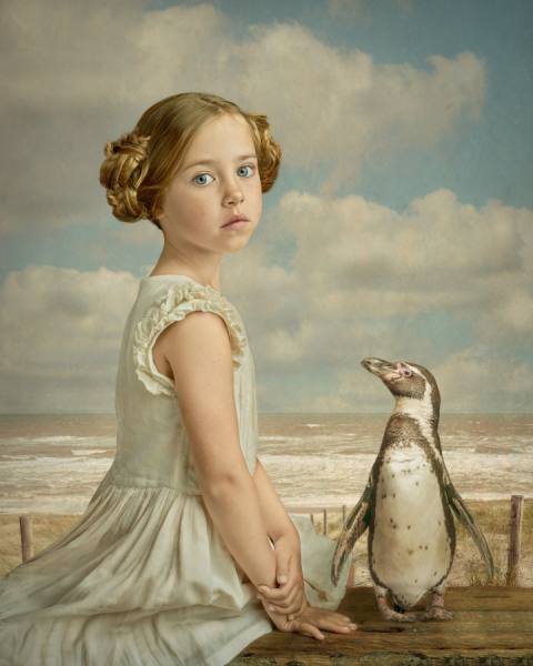 Photograph Gemmy Woud Binnendijk Voor Nanou on One Eyeland