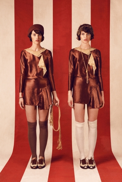 Photograph Rebecca Handler Circus Twins on One Eyeland